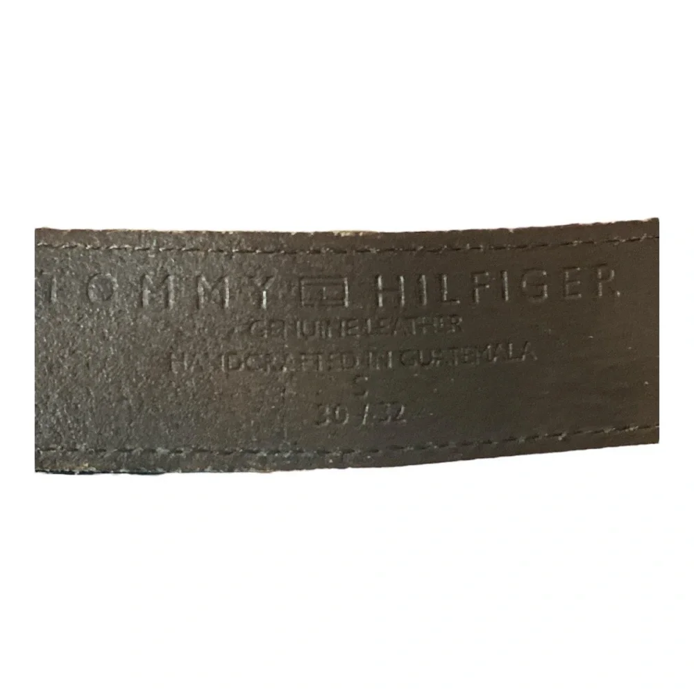 Tommy Hilfiger Brown Leather Belt Silver Buckle Minimalist Unisex 30–32 Classic